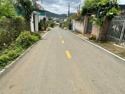 Bán đất mặt tiền đường phan bội châu, liên nghĩa, đức trọng sổ hồng riêng 3tỷ8 2