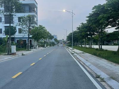 Đất nền kđt ngọc châu mặt 5m đối diện nhà ở xã hội giá 3.x tỷ 2