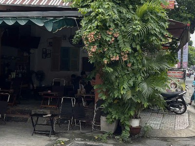 Do có việc riêng không trông coi quán được nên sang lại quán Cafe góc 2 mặt tiền 1