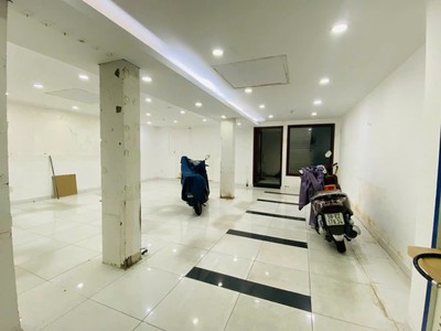 Cho thuê nhà mặt tiền đường Nguyễn Văn Trỗi, Phường Cầu Kiệu, Quận Phú Nhuận 1