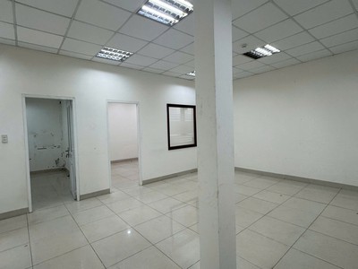 Cho thuê nhà mặt tiền đường Nguyễn Văn Trỗi, Phường Cầu Kiệu, Quận Phú Nhuận 2