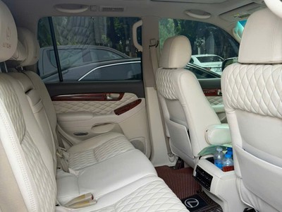 Lexus GX470 màu đen, dòng SUV 7 chỗ, động cơ xăng, hộp số tự động. Nhập khẩu từ Mỹ 1