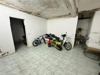 Bán căn 39m phố ngọc khánh có 5,3 tỷ 3