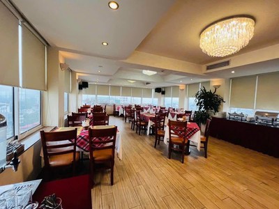 Bán khách sạn phố hàng điếu, 55m2, 43.5 tỉ, tổng 11 phòng, doanh thu 150tr/tháng 2