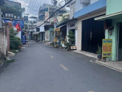 K2687 nhà 2 tầng sổ vuông a4 sát chợ lạc quang - giá 6.x tỷ 3