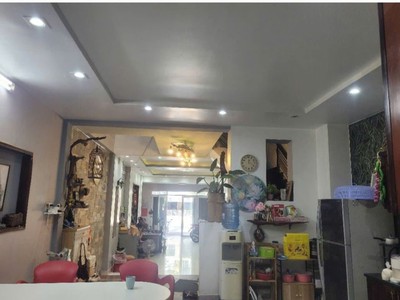 Bán nhà khu vip tên lửa - mặt tiền kinh doanh 30m đường lề 6m - có lỗ gắn thang máy 2