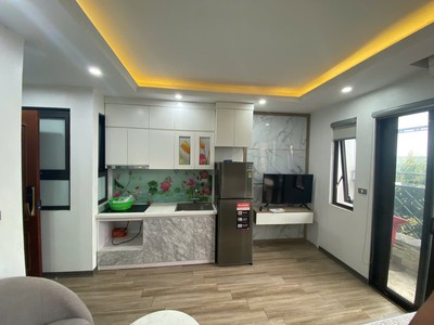 Cho thuê Chung cư mini tại Ngõ 193 Phố Trích Sài. Ban công rộng máy giặt riêng. Chỉ 6.5tr 2