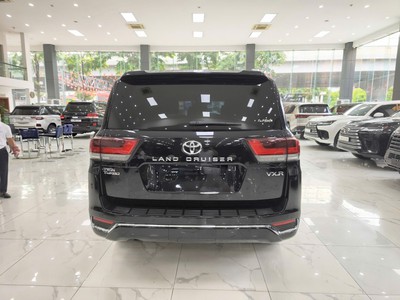 Toyota LC 300 Sản xuất cuối 2022 Model 2023 có HUD Xe đi 4v 2