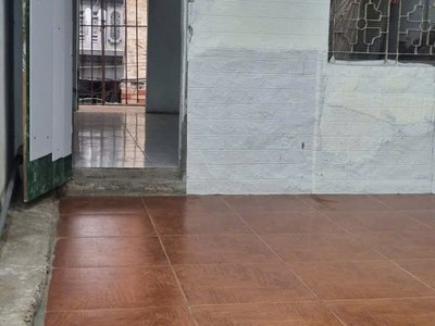 Chính chủ cần cho thuê nhà 2 tầng LĨNH NAM, HÀ NỘI 1