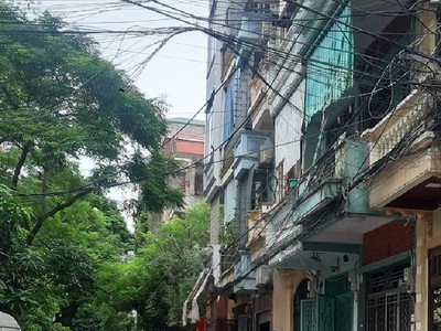 Cho thuê nhà 5 tầng mặt ngõ 2 phố Hoàng Sâm - 18 triệu/th, ngõ rộng để ô tô - xa máy 0