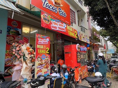 Bán nhà phố mt đường thống nhất đức trọng lâm đồng khu kd sầm uất 13 tỷ 1