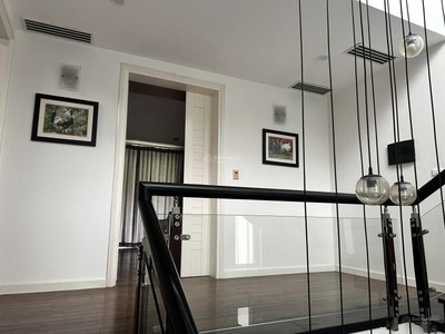 Bán nhà phố võng thị trích sài, 90m, mặt tiền 5m, ngoài 20 tỷ 2