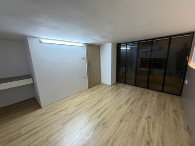 Bán nhà mặt phố yên phụ 4