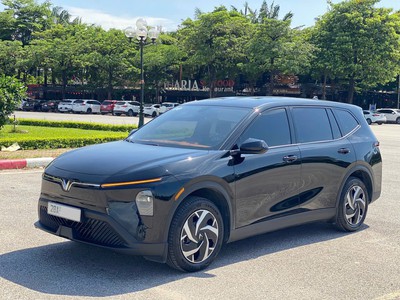 Limo Green Sx 2025 Biển Trắng Giá Chỉ 640 Triệu 3