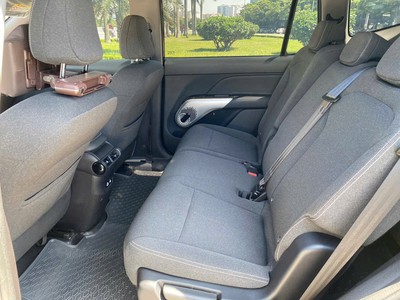 Limo Green Sx 2025 Biển Trắng Giá Chỉ 640 Triệu 9
