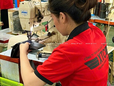Quà tặng đại hội - giải pháp trang trọng, thiết thực cho đại biểu 14