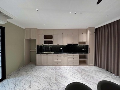 Nhà view hồ xây mới đẹp 7 tầng thang máy ô tô đỗ cửa 43m2 nhà thoáng sáng nội thất xịn, hơn 16 tỷ 2