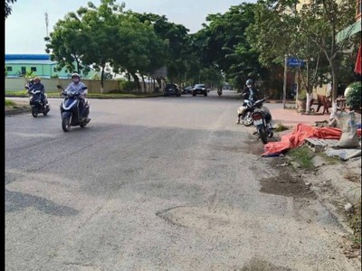 Đất mặt đường thượng đạt tứ minh 74.25m2 kinh doanh sầm uất 2