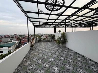 Bán nhà phố lê đức thọ 42m , 5 tầng 1 tum, trước nhà thoáng, khu dân trí cao, nhà đẹp ở luôn chỉ 3