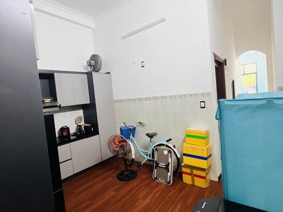 Kiệt 3m hoàng diệu, view công viên, gần chợ, 73m2, 2 tầng, 5 phòng thu 18tr/th, 4.x tỷ 2