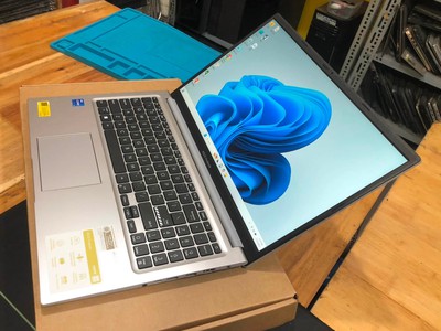 Laptop Asus Vivobook X1502VA Core i7-13620H RAM 16GB SSD 512GB VGA ON Màn 15.6 Full HD FullBox 4
