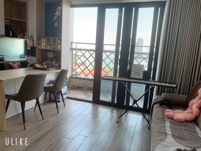 Cho thuê Căn Chung cư mini 1N,1K Full đồ cực VIP, Ngõ rộng View toàn mặt hồ Tây. Chỉ 12tr 11