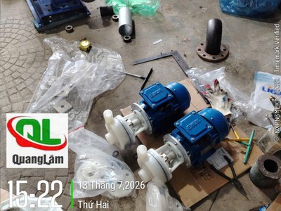 Máy bơm hóa chất 32FV-11D vật liệu PVDF bơm được H2SO4 nồng độ 98  bomhoachat 1