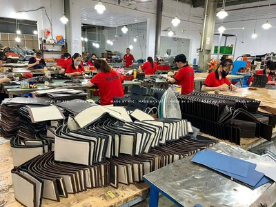 Muốn Kinh Doanh Đồ Da Hãy Nhập Hàng Trực Tiếp Từ Xưởng 0
