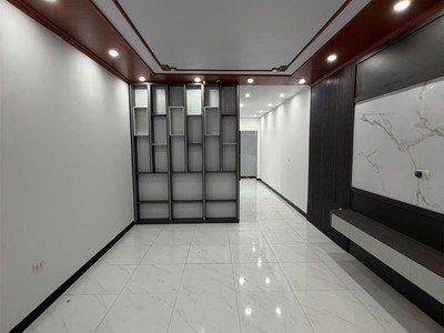 Cho thuê nhà nguyên căn hữu hòa 50m 2 tâ, phù hợp kinh doanh, giá 4,5 triệu/tháng. 2