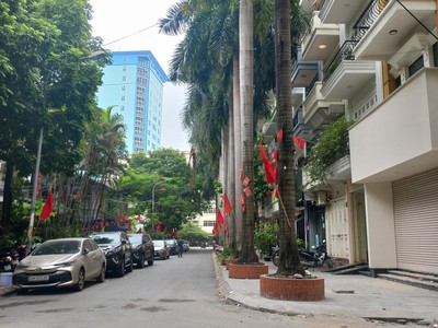 Bán nhà đỗ quang, phân lô vỉa hè 52m2 mt4m, oto tránh, kinh doanh, vp, 26.x tỷ 1