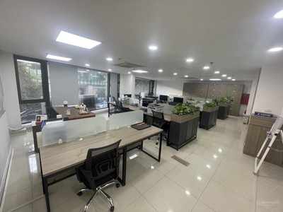 Cho thuê mặt bằng đường giả phóng, mặt tiền 7,7m kinh doanh 0