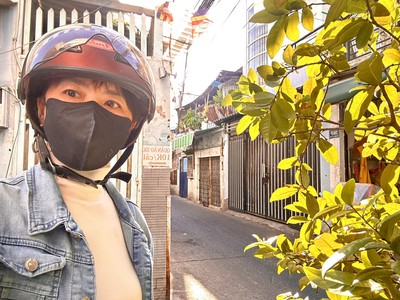 Bán mặt tiền hẻm đ.tôn đản- khu vực kinh doanh sầm uất- hẻm thông ra đ.số- cách 50m ra đ.xe hơi- 0