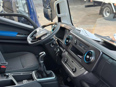 FOTON AUMARK S90 Tải trọng 9,2 tấn Thùng dài 7,4m 2