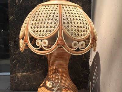 Đèn ngủ để bàn mây tự nhiên 0