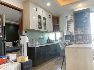 Cho thuê Căn hộ dịch vụ 1N,1K siêu rộng Full đồ tại Ngõ 193 Trích Sài, Tây Hồ. Chỉ 12tr 7