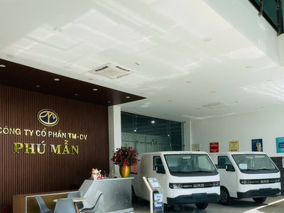  SRM E60   E80   Xe van điện thế hệ mới: 0