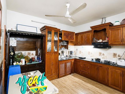 Chính chủ bán nhà mặt phố kd sát chợ 1 trệt 1 lầu, 92.4m2, 3pn, đường đặng minh trứ, p.10, tân 1