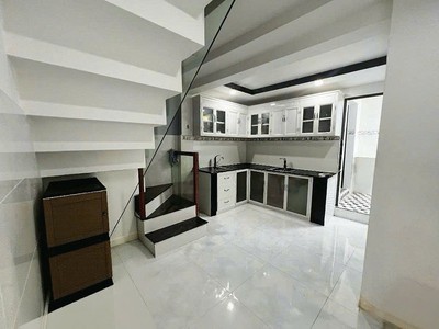 Nhà phố đối diện vạn phúc city - 62m2 chỉ nhỉnh 5 tỷ - khu vực có nhiều chung cư, tiện ích đầy đủ 2