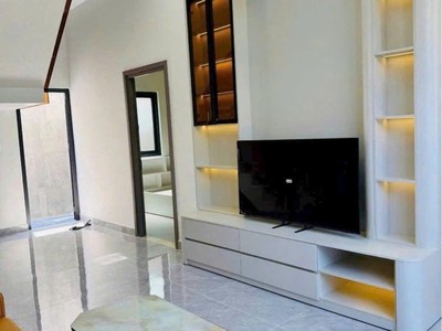 Nhà rộng hơn 6m, có phòng ngủ tầng trệt, cạnh phú mỹ hưng, chỉ 6.3 tỷ 2