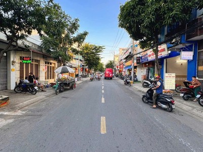 Hiếm nhà mặt tiền kinh doanh gò xoài gần chợ 10 phút qua tân phú 74m2-4 tầng nhỉnh 10 tỷ 0