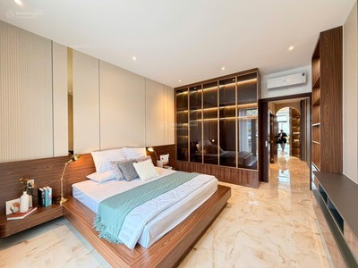 Chính chủ bán nhà mặt phố tại trần thị trọng,giá 17,9 tỷ,80m2,hàng hiếm tân bình 4