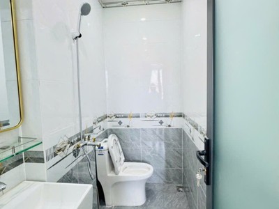 Bán nhà đường số 49, hiệp bình chánh, thủ đức, tp hcm. dt 56m2, 3 tầng, giá chỉ 6.85 tỷ, sổ hồng 4