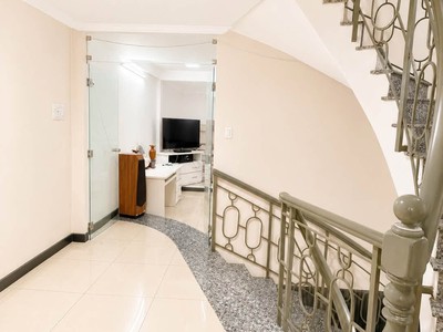 Gò dầu - hxh ngủ trong nhà - 90m ngang 5m - 5 tầng - 5pn - chỉ 10.x tỷ 3