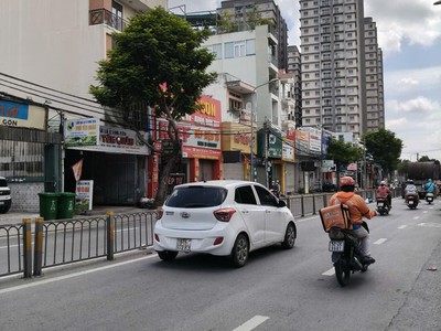 Nhà 65m    giá 12 tỷ, vị trí đắc địa ở quận 7 1
