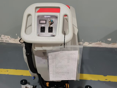 Máy Chà Sàn Công Nghiệp Liên Hợp Kumisai KMS 68B Giải Pháp Làm Sạch Hiệu Quả Cho Nhà Xưởng 0
