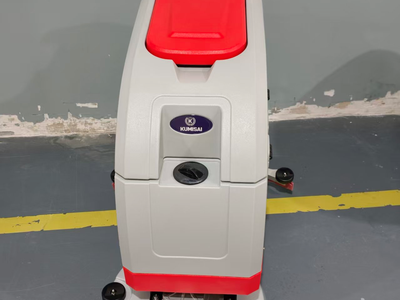 Máy Chà Sàn Công Nghiệp Liên Hợp Kumisai KMS 68B Giải Pháp Làm Sạch Hiệu Quả Cho Nhà Xưởng 2