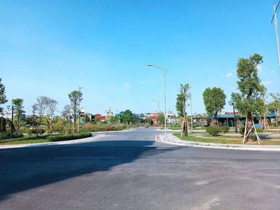 Bán đất giá cực tốt mặt phố 72m2, mặt tiền 4.5m, KDC Ngọc Châu Đồng Triều, ph Ngọc Châu, TP HD 0