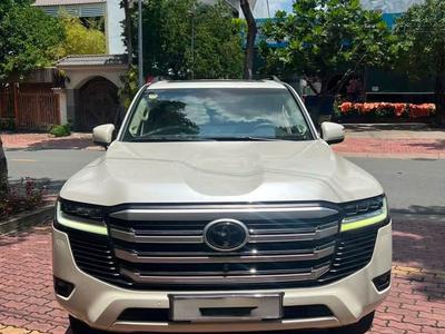Land Cruiser LC300 sản xuất 2021. Giá chỉ loanh quanh 4 đồng. 0
