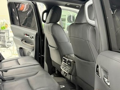 Bán Land Cruiser LC300 sản xuất 2022. Xe chạy ít. Giá cực rẻ. 9