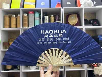 Quạt Xếp In logo theo yêu cầu - nâng tầm danh hiệu hiệu quả , quà tặng doanh nghiệp 2